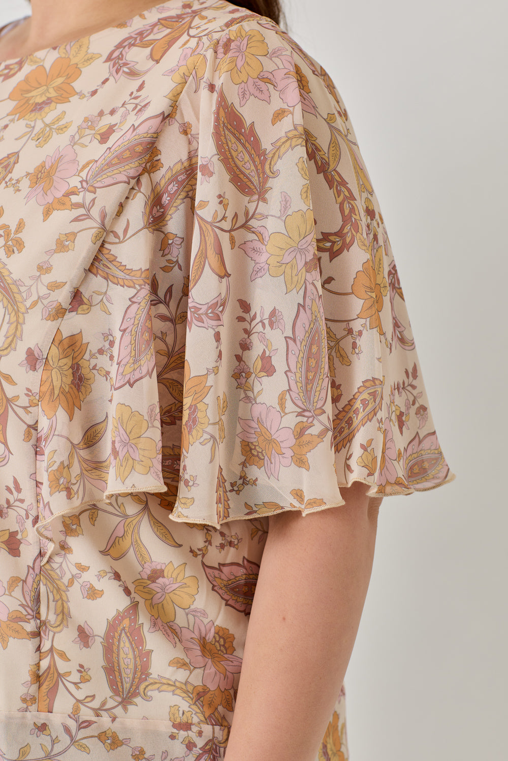 Noemi Plus Size Chiffon Tie Back Blouse with Flutter Sleeve