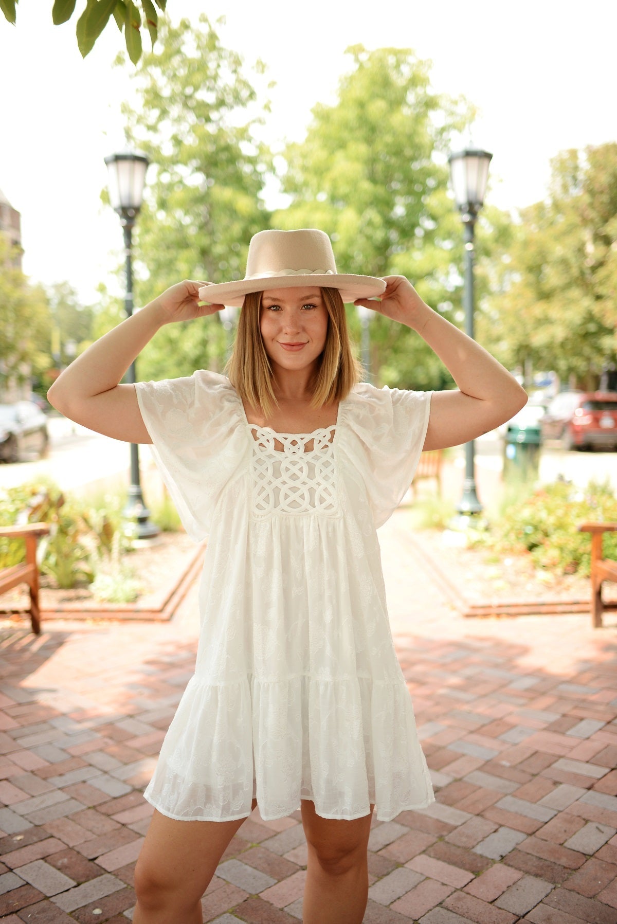 Abigail Crochet Lace Dress White Floral / M