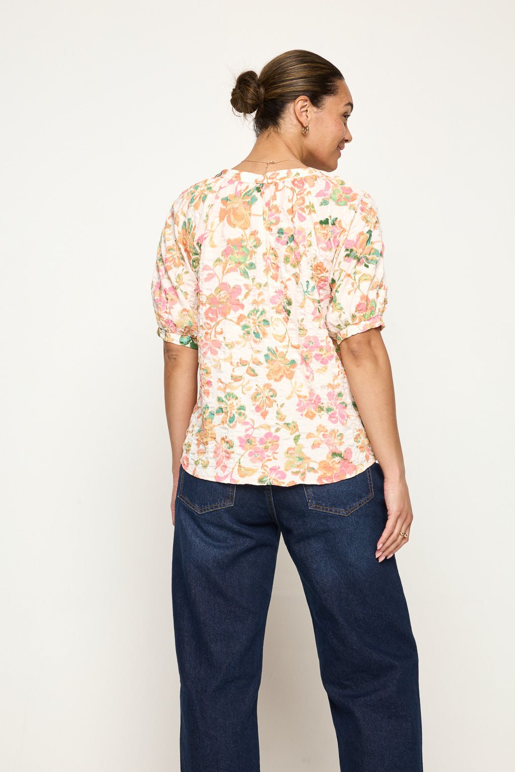 Image of West K Brielle Short Sleeve Round Neck Blouse Pink White Floral