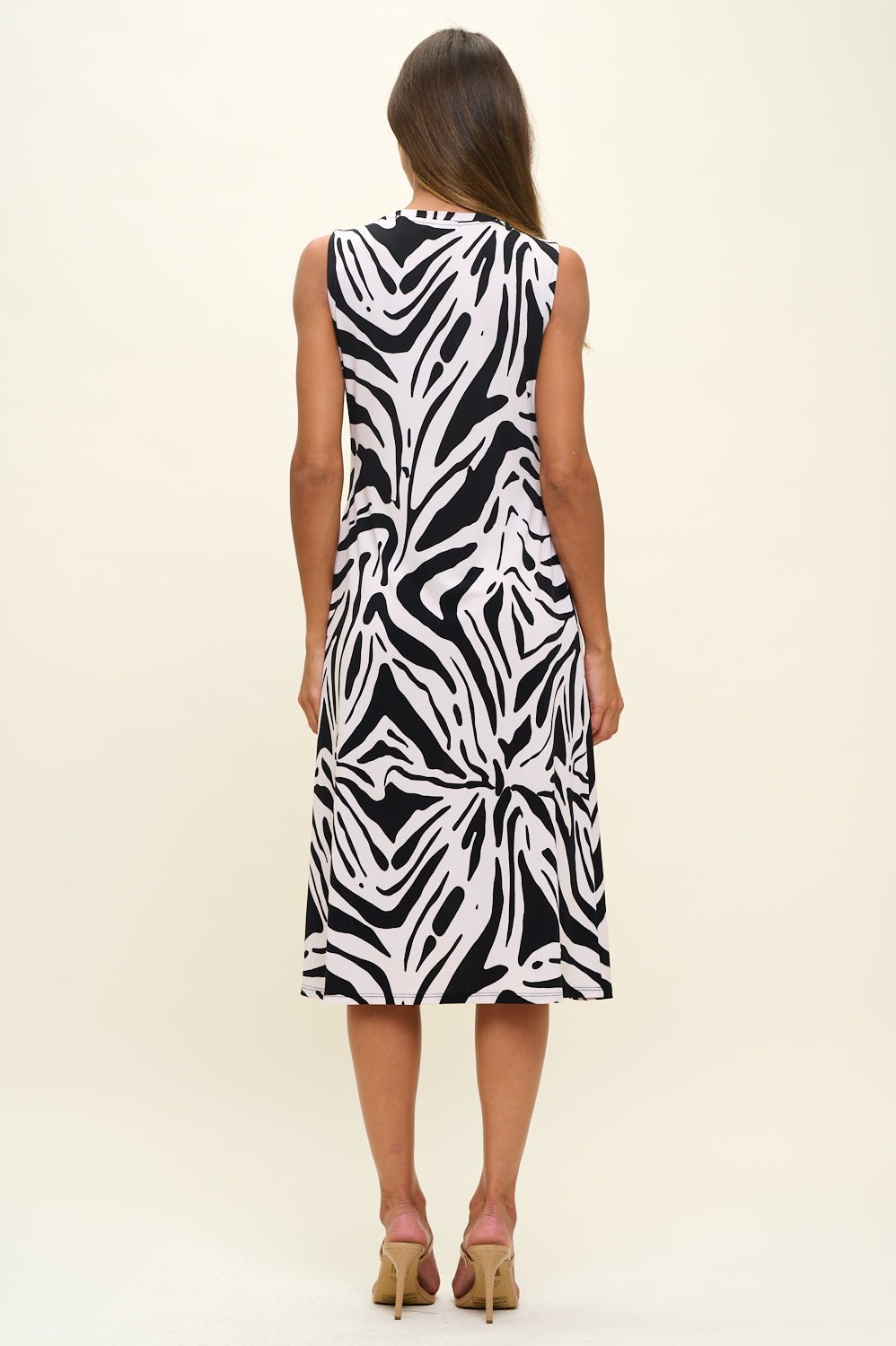 Image of West K Camila Sleeveless Knee Length Dress Green Geo