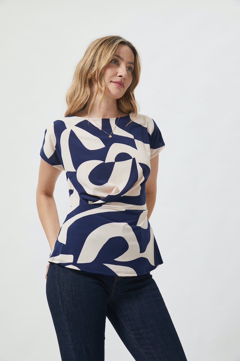Image of West K Noa Waist Tucked Short Sleeve Blouse Red