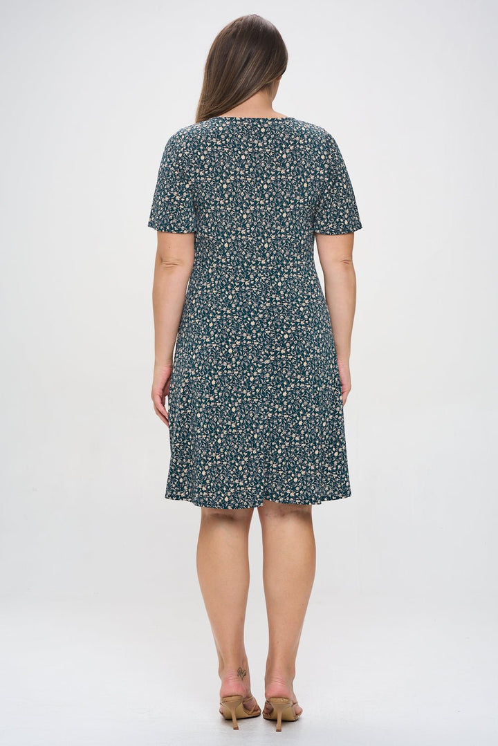 Image of West K Elli Plus Size Short Sleeve Dress Green Ditzy Floral