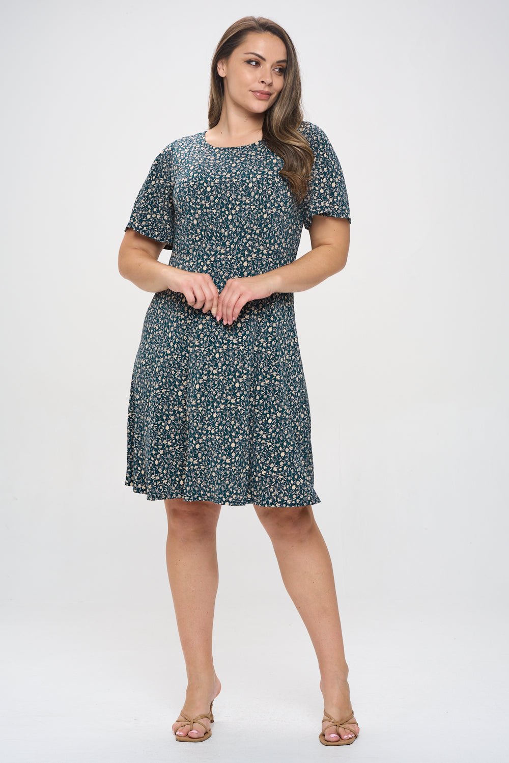 Image of West K Elli Plus Size Short Sleeve Dress Green Ditzy Floral