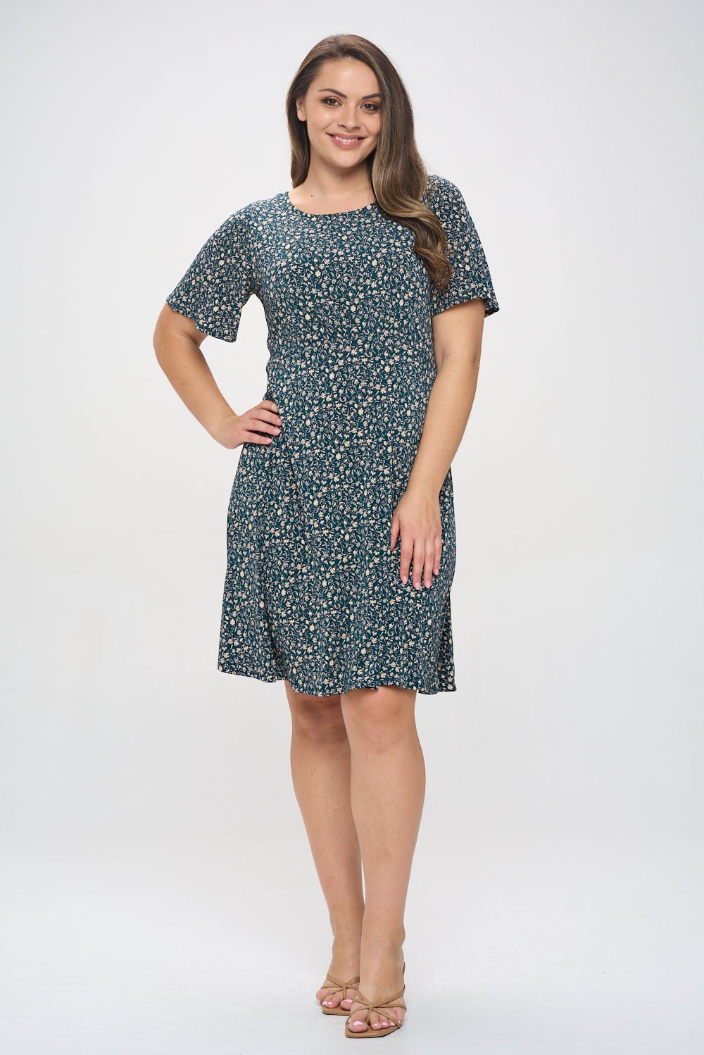 Image of West K Elli Plus Size Short Sleeve Dress Green Ditzy Floral