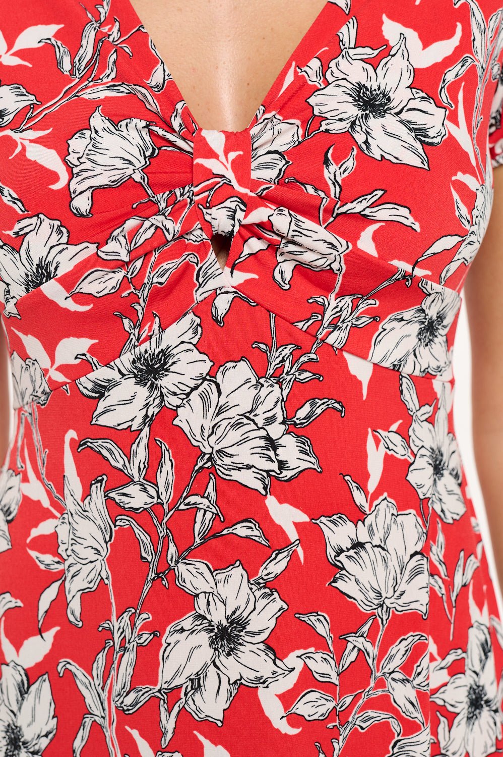 Image of West K Haven Short Sleeve Printed Midi Dress Red Floral