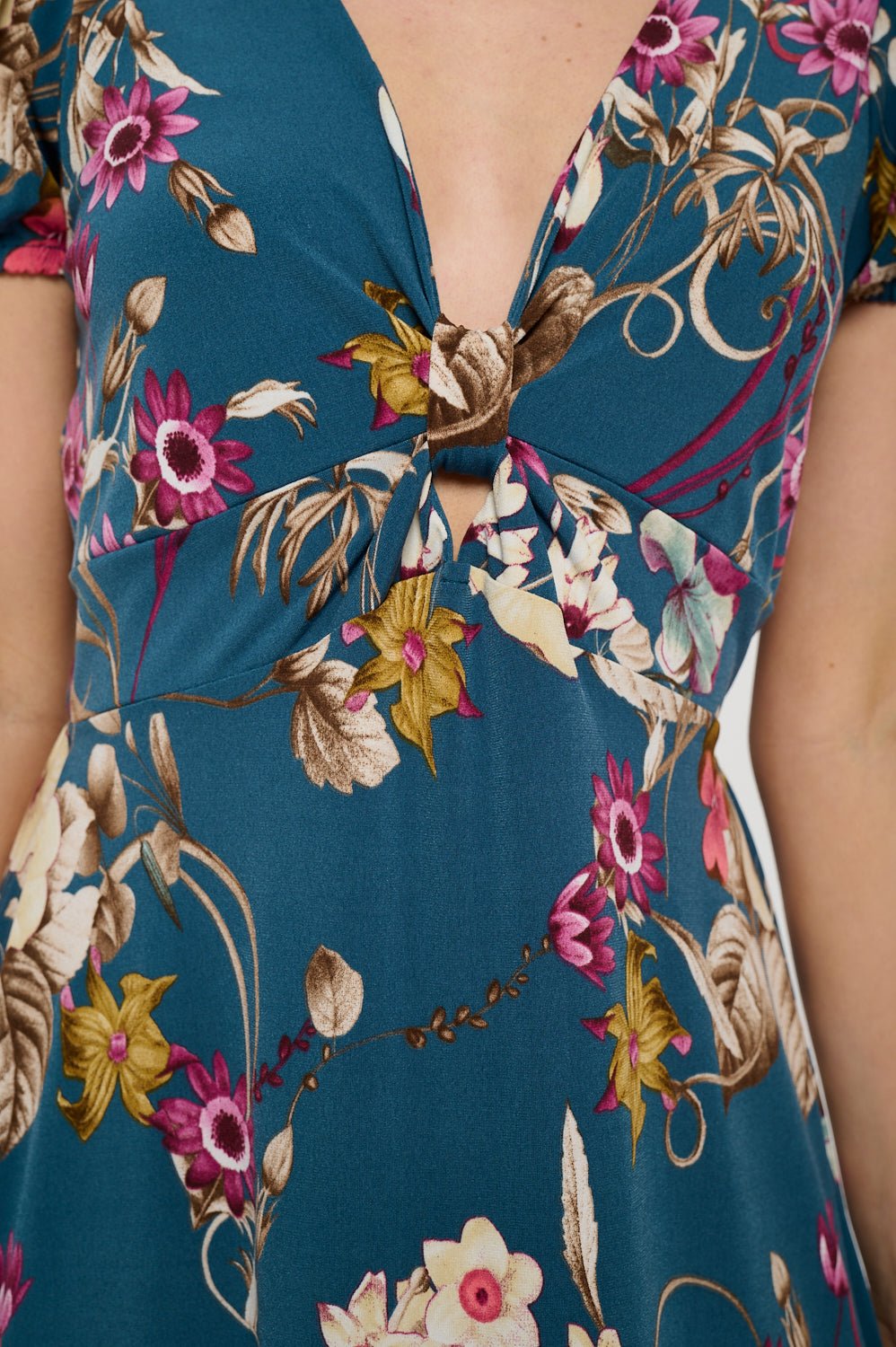 Image of West K Haven Short Sleeve Printed Midi Dress Teal Floral